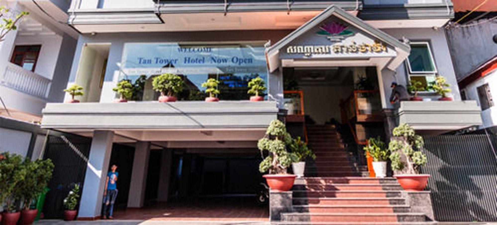 Tan Tower Hotel Phnom Penh Bagian luar foto